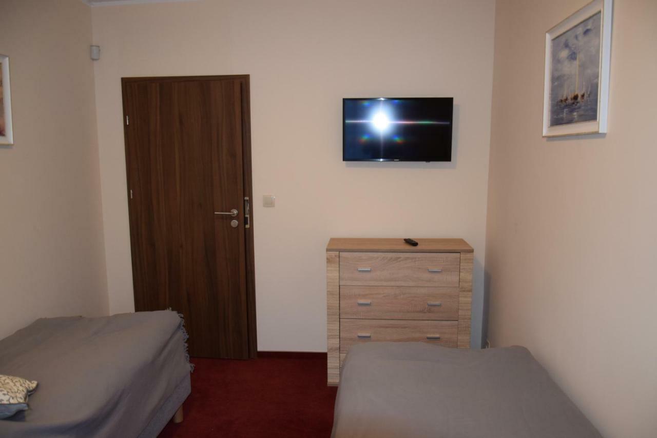 Botanik Hostel Poznań Esterno foto